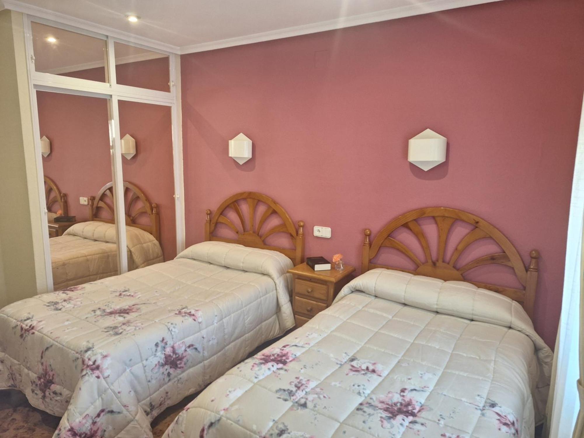 Hostal Pachin Mieres (Asturias) Exterior foto