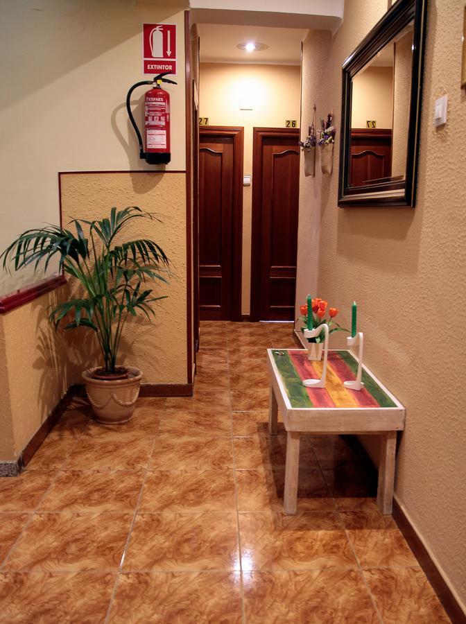 Hostal Pachin Mieres (Asturias) Exterior foto