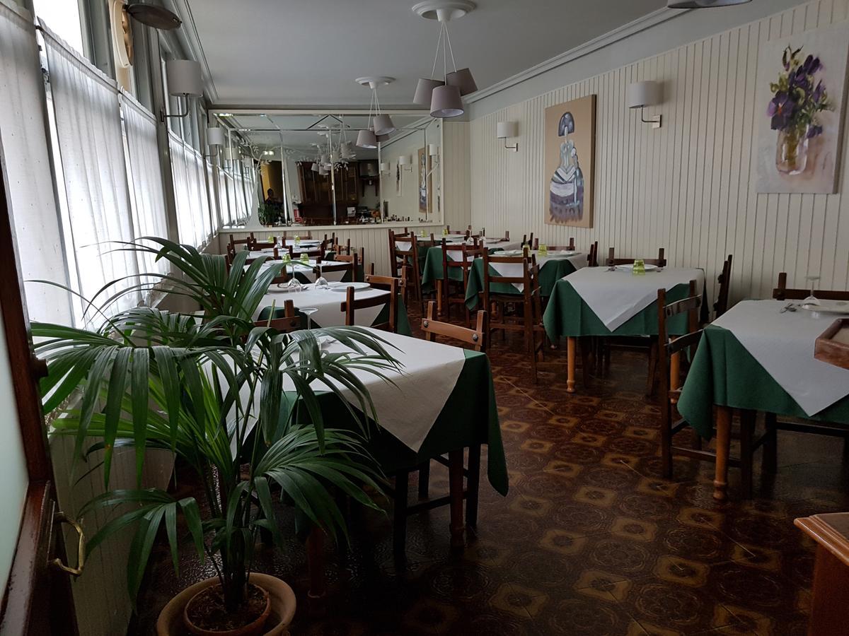 Hostal Pachin Mieres (Asturias) Exterior foto